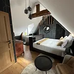Domaine De L'o 4*